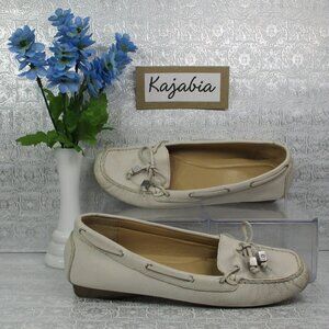 MICHAEL MK Off white Loafers Size 7.5
